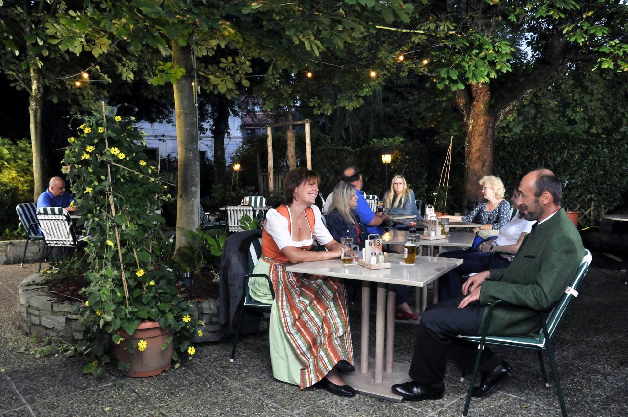 Gasthof Braeuwirt Bergheim Extérieur photo