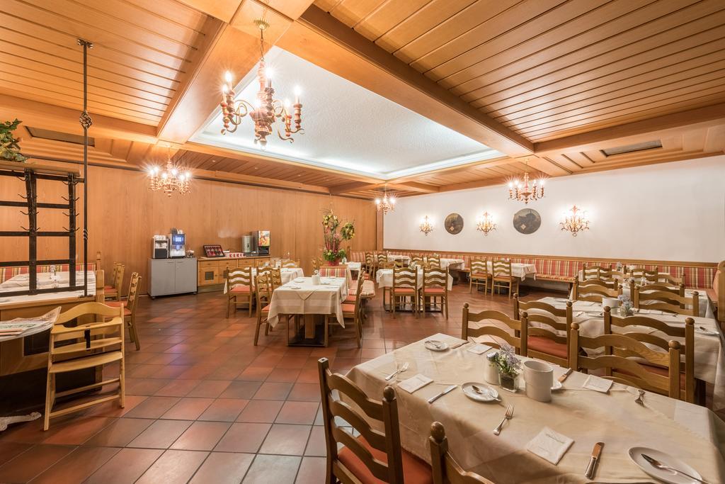 Gasthof Braeuwirt Bergheim Extérieur photo