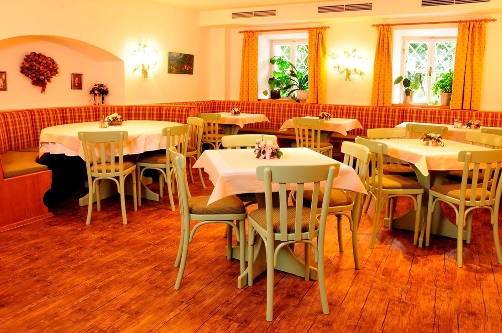 Gasthof Braeuwirt Bergheim Extérieur photo